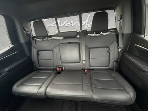 Used 2022 GMC Sierra 1500 SLT w/ SLT Convenience Package image 22