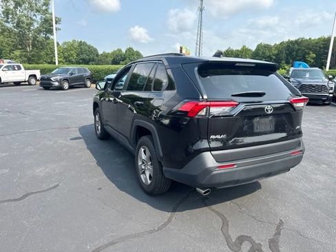 Used 2025 Toyota RAV4 XLE FWD image 7