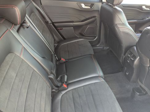 Used 2022 Ford Escape SEL w/ SEL Stealth AWD Package image 12