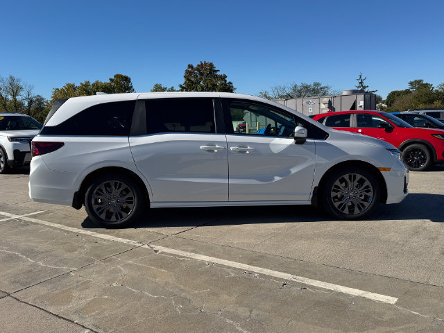 New 2027 Honda Odyssey Touring image 5