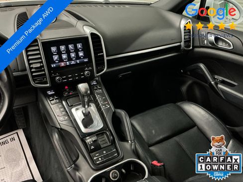 Used 2018 Porsche Cayenne AWD/4WD image 22
