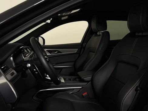 Used 2025 Jaguar F-PACE R-Dynamic S AWD/4WD image 14