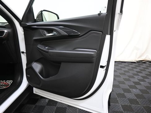 Used 2021 Chevrolet TrailBlazer RS w/ Sun and Liftgate Package FWD image 24