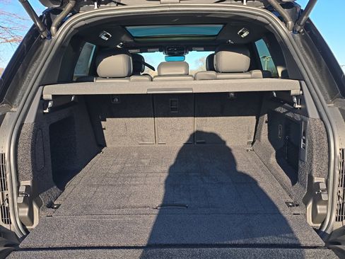 New 2026 Land Rover Range Rover SE image 25