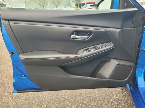 Used 2023 Nissan Sentra SV image 18