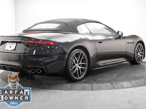 Used 2024 Maserati GranCabrio Trofeo AWD/4WD image 11