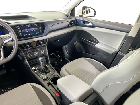 Used 2022 Volkswagen Taos SE image 22