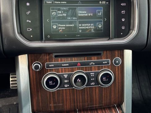 Used 2016 Land Rover Range Rover Supercharged image 11