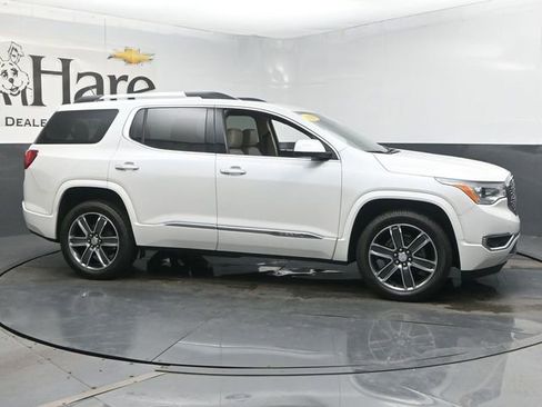 Used 2019 GMC Acadia Denali w/ Technology Package FWD image 49