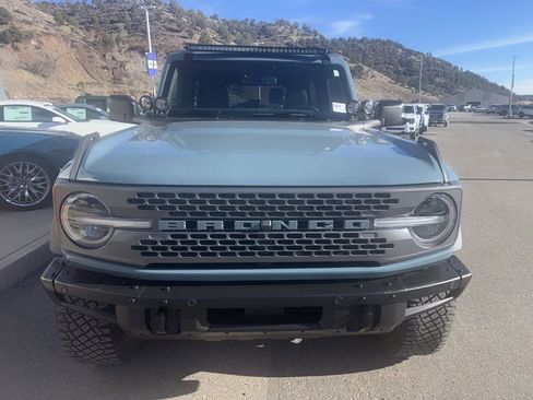 Certified 2022 Ford Bronco Badlands w/ Sasquatch Package image 3