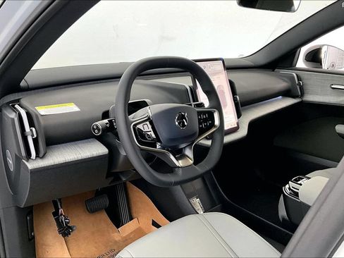 New 2026 Volvo EX30 Ultra w/ Protection Package AWD/4WD image 23
