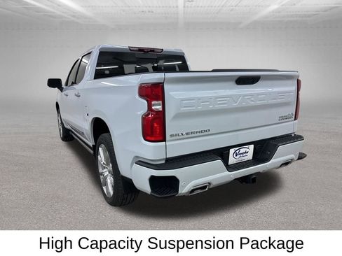 New 2026 Chevrolet Silverado 1500 High Country AWD/4WD image 8