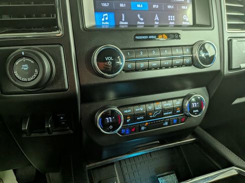 Used 2019 Ford Expedition Max Limited w/ Special Edition Package image 28