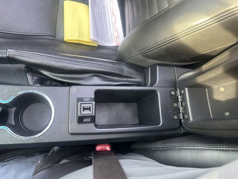 Used 2003 Ford Thunderbird image 20