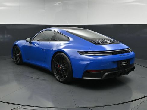 Used 2025 Porsche 911 Carrera GTS RWD image 3