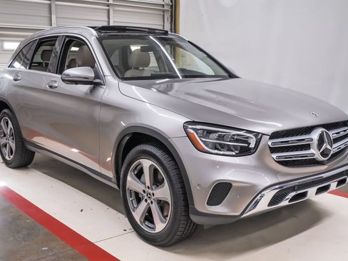 Used 2021 Mercedes-Benz GLC 300 image 5