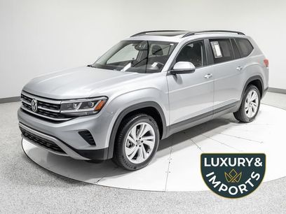 Used 2022 Volkswagen Atlas SE w/ Panoramic Sunroof Package