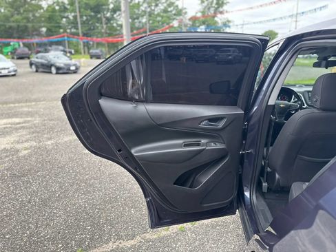 Used 2019 Chevrolet Equinox LT AWD/4WD image 13