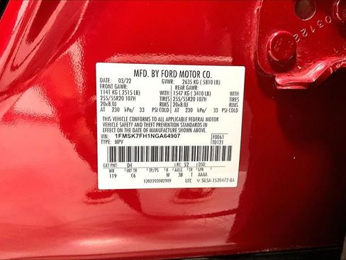 Used 2022 Ford Explorer Limited w/ Equipment Group 301A RWD image 40