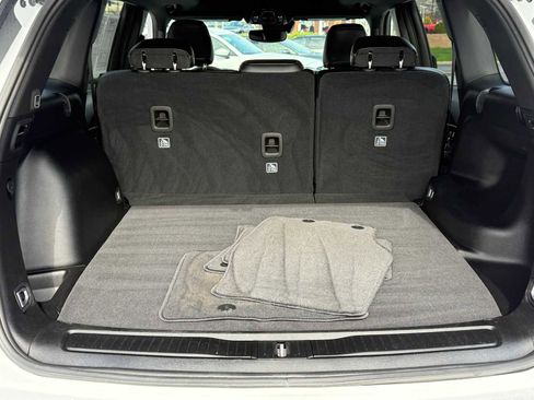 Certified 2023 Jeep Grand Cherokee Altitude image 32