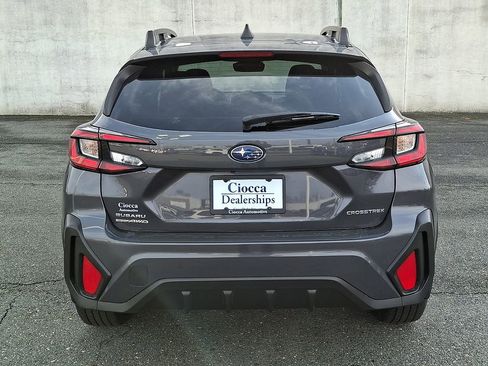 Used 2024 Subaru Crosstrek 2.0i Premium image 8