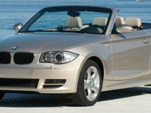 Used 2011 BMW 128i Convertible image 1