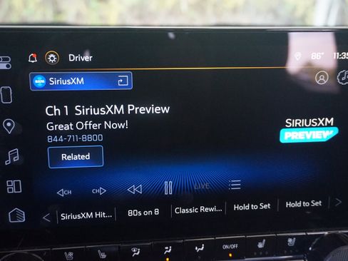 Used 2025 Chevrolet Colorado ZR2 w/ Midnight Edition image 28