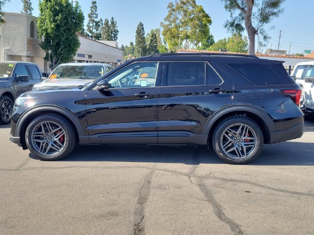 Used 2026 Ford Explorer ST w/ Sun And Sound Package AWD/4WD image 30