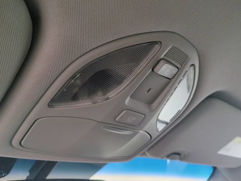 Used 2018 Hyundai Santa Fe Sport FWD image 24