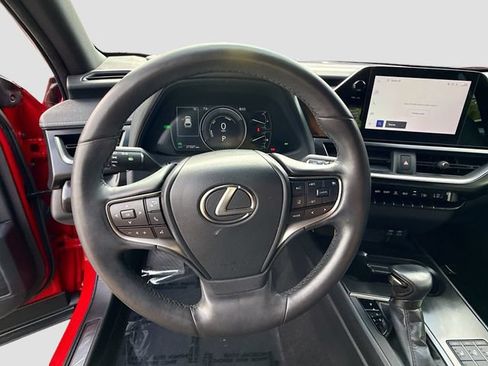 Used 2024 Lexus UX 250h FWD w/ Premium Package image 11