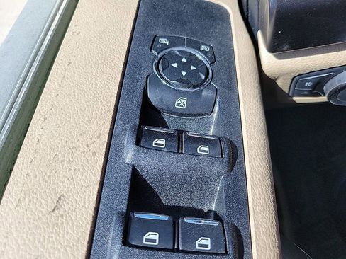 Used 2017 Ford F350 XLT w/ XLT Value Package AWD/4WD image 15