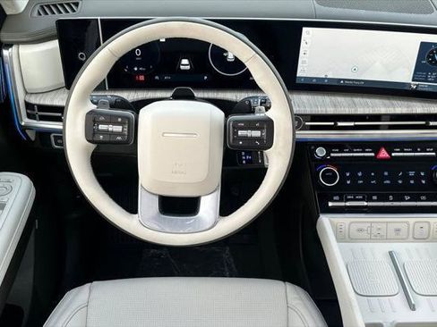 New 2025 Hyundai Santa Fe Calligraphy image 11