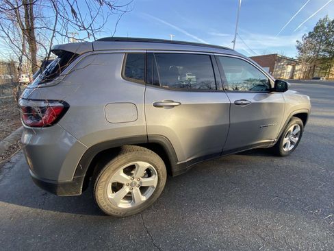 Used 2020 Jeep Compass Latitude image 8