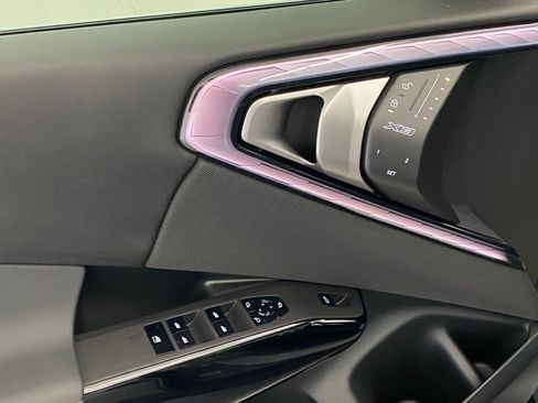 New 2026 BMW X3 xDrive30 w/ Premium Package image 25