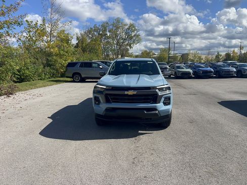 New 2026 Chevrolet Colorado LT w/ LT Convenience Package AWD/4WD image 2