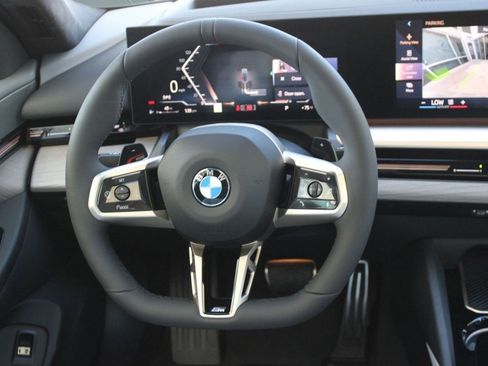 New 2026 BMW 530i w/ Executive Package image 18