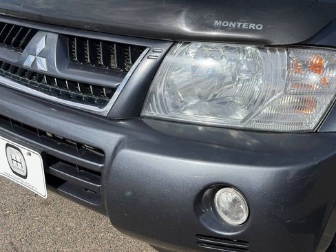 Used 2006 Mitsubishi Montero Limited AWD/4WD image 28