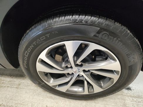 Used 2023 Buick Envision Essence image 21