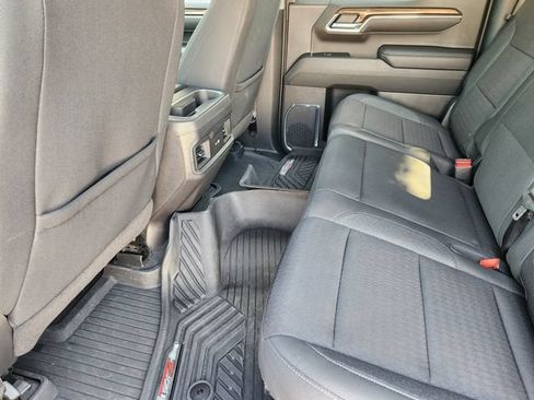 Used 2025 Chevrolet Silverado 1500 LT Trail Boss w/ Convenience Package II AWD/4WD image 30