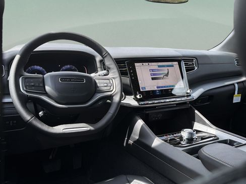 New 2026 Jeep Grand Wagoneer L 4WD image 39