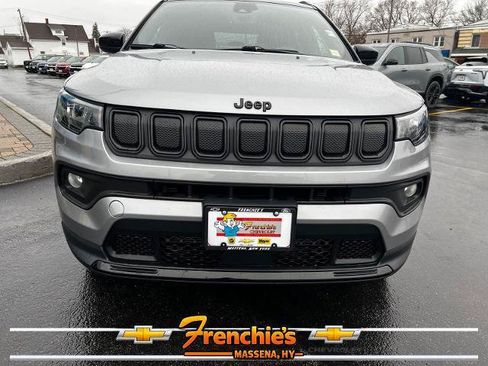 Used 2022 Jeep Compass Latitude w/ Convenience Group AWD/4WD image 24