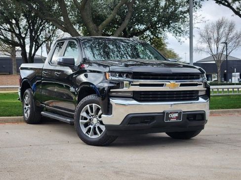 Used 2019 Chevrolet Silverado 1500 LT w/ Texas Edition image 2