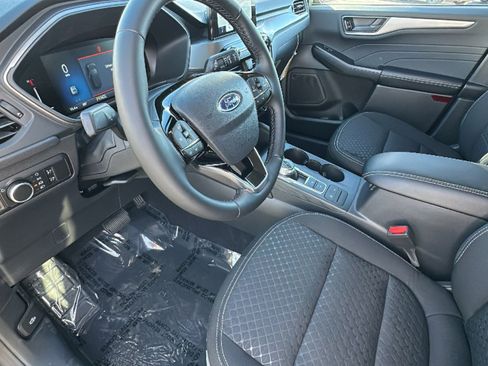 New 2026 Ford Escape Active w/ Cold Weather Package AWD/4WD image 10