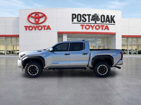 New 2026 Toyota Tacoma TRD Off-Road AWD/4WD image 4