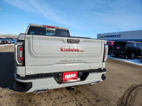 Used 2024 GMC Sierra 1500 Elevation w/ Preferred Package image 6
