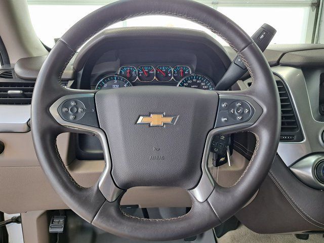 Used 2015 Chevrolet Suburban LS RWD image 10