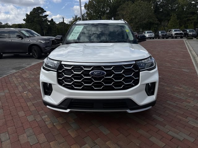 Used 2025 Ford Explorer Platinum w/ Ultimate Package AWD/4WD image 31