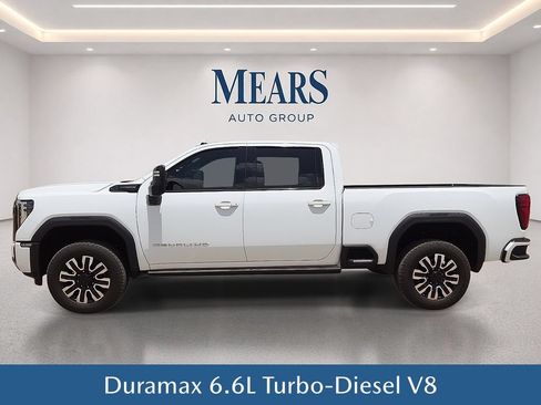 Used 2025 GMC Sierra 2500 Denali Ultimate AWD/4WD image 3