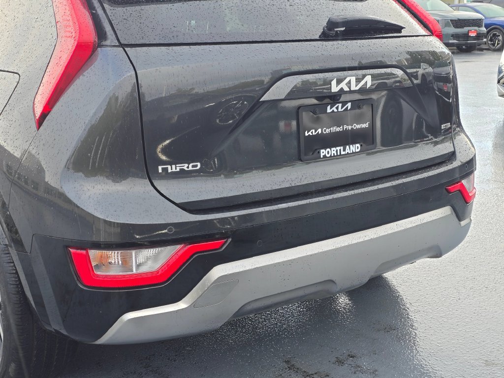 Certified 2024 Kia Niro EX Touring FWD image 14