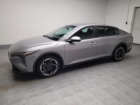 Used 2025 Kia K4 EX FWD image 2